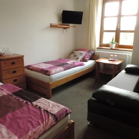 Ubytovaci Hostinec Na Skalach Budislav  Bagian luar foto