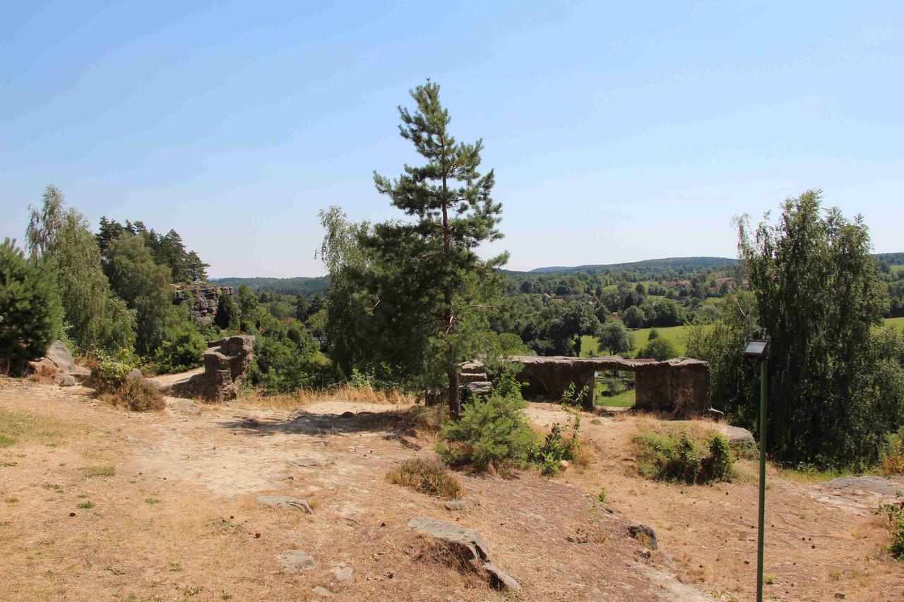 Ubytovaci Hostinec Na Skalach Budislav  Bagian luar foto